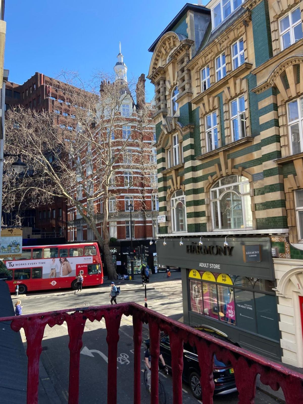 Stay In The Heart Of Soho 伦敦 外观 照片